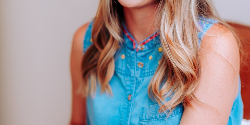 巴西队训练备战世界杯，球员们认真进行战术演练